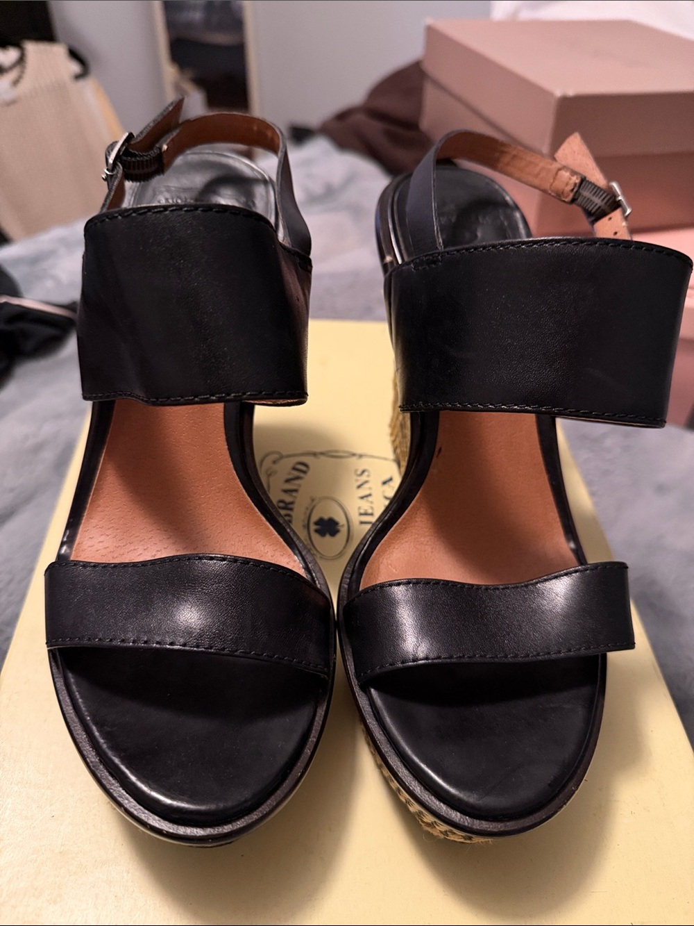 SALE! Lucky Brand sandals - Picture 9 of 11